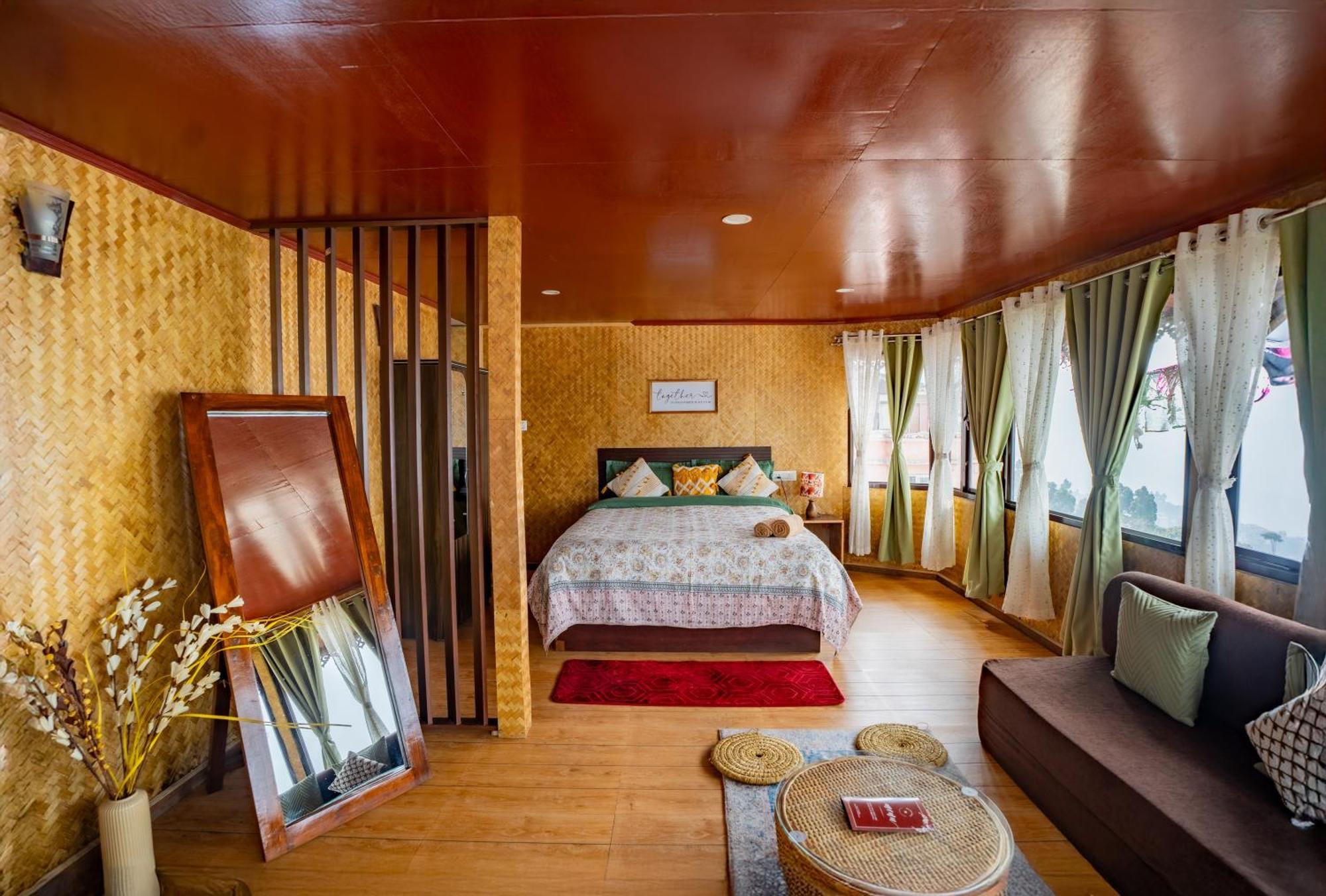 Monratino Himadrie -2 Mins Walk From Mall Road - All Rooms Have Kanchenjunga Mountain View Darjeeling  Exterior foto